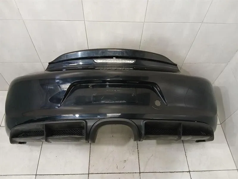 Porsche Cayman (981) PORSCHE CAYMAN 981 GT4 REAR BUMPER 98150599181 REAR BUMPER COMPLETE OEM Body type: Coupe
Fuel: Petrol