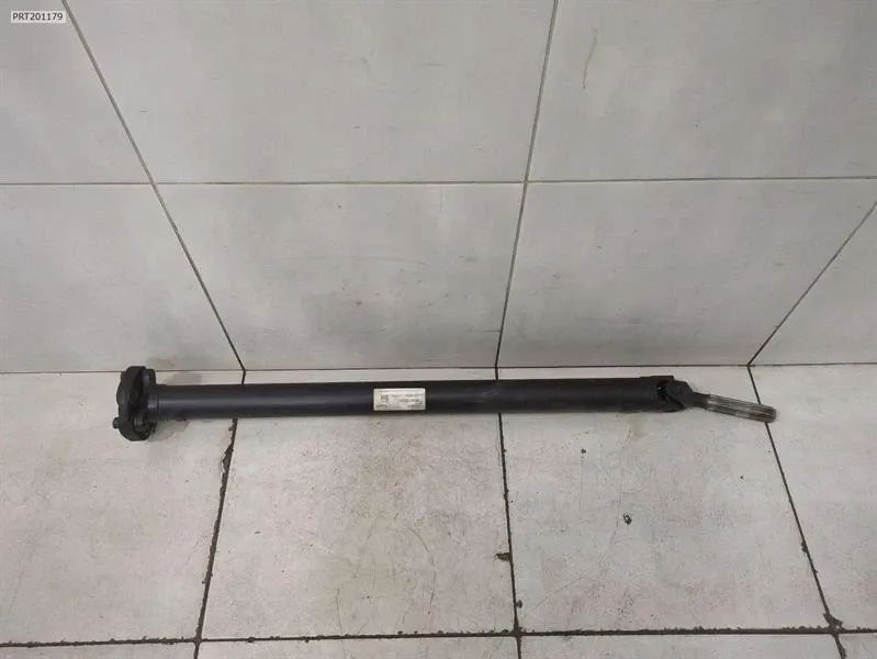 Porsche 911 (991) Porsche 911 991 Front Propshaft 99142102001 Front Propshaft Body type: Coupe
Fuel: Petrol