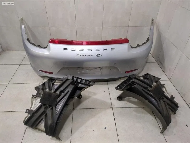 Porsche 911 (991) Porsche 911 991 Carrera 4S Rear Bumper 99150502062 Rear Bumper Body type: Coupe
Fuel: Petrol