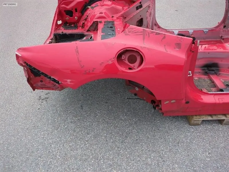 Ferrari California Ferrari California F149 08-14 Rear Panel 81962911 Side Panel CHASSIS BODY Body type: Convertible
Fuel: Petrol