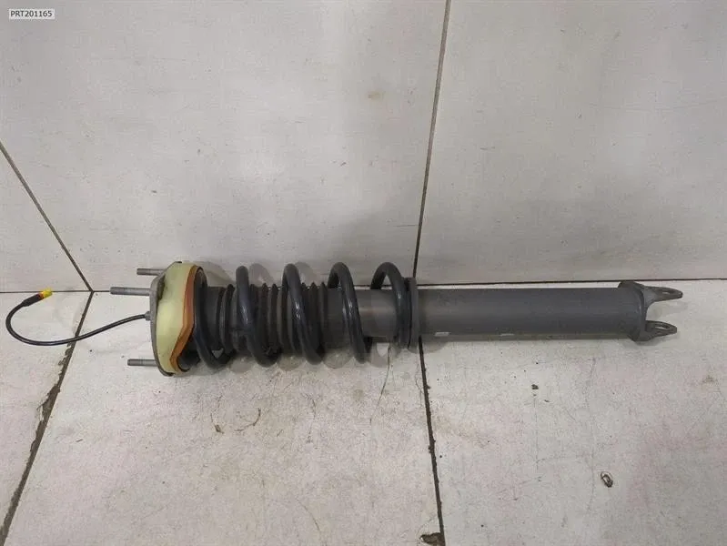Porsche 911 (991) Porsche 911 991 shock absorber rear 99133305324 PASM MK1 shock absorber rear Body type: Coupe
Fuel: Petrol
