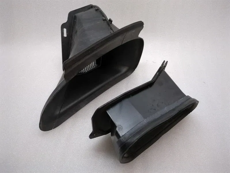 Porsche Boxster 718 right side skirt cover set 982815216 fairing right set Brand/Model: PORSCHE 718
Year: 2017
Engine: 249...