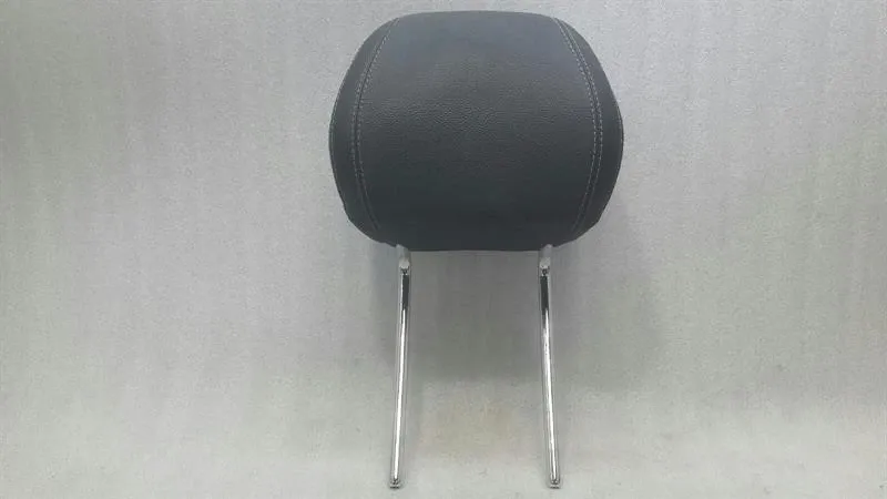 Mercedes-Benz A (W176) Mercedes ML W166 Front Right Headrest A1669704050 Headrest Faulty Body type: SUV
Fuel: Gas