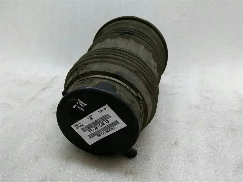 Porsche Panamera Porsche Panamera 970 coil spring rear 97033353313 suspension spring rear Body type: Hatchback
Fuel: Petrol