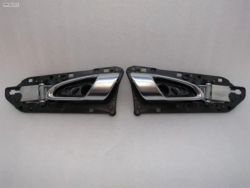 Porsche 911 (991) Porsche 911 991 door inner handle 99155552202 interior door handle set set Body type: Coupe
Fuel: Petrol