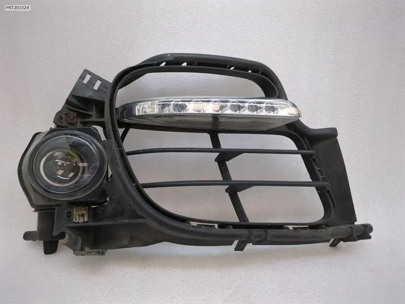 Porsche 911 (997) Porsche 911 997 Right Front Foglamp 99763107102 Fog Light Re Turbo MK1 Body type: Coupe
Fuel: Petrol