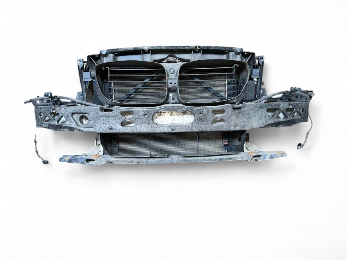 BMW 5 (E60 / E61) Front panel