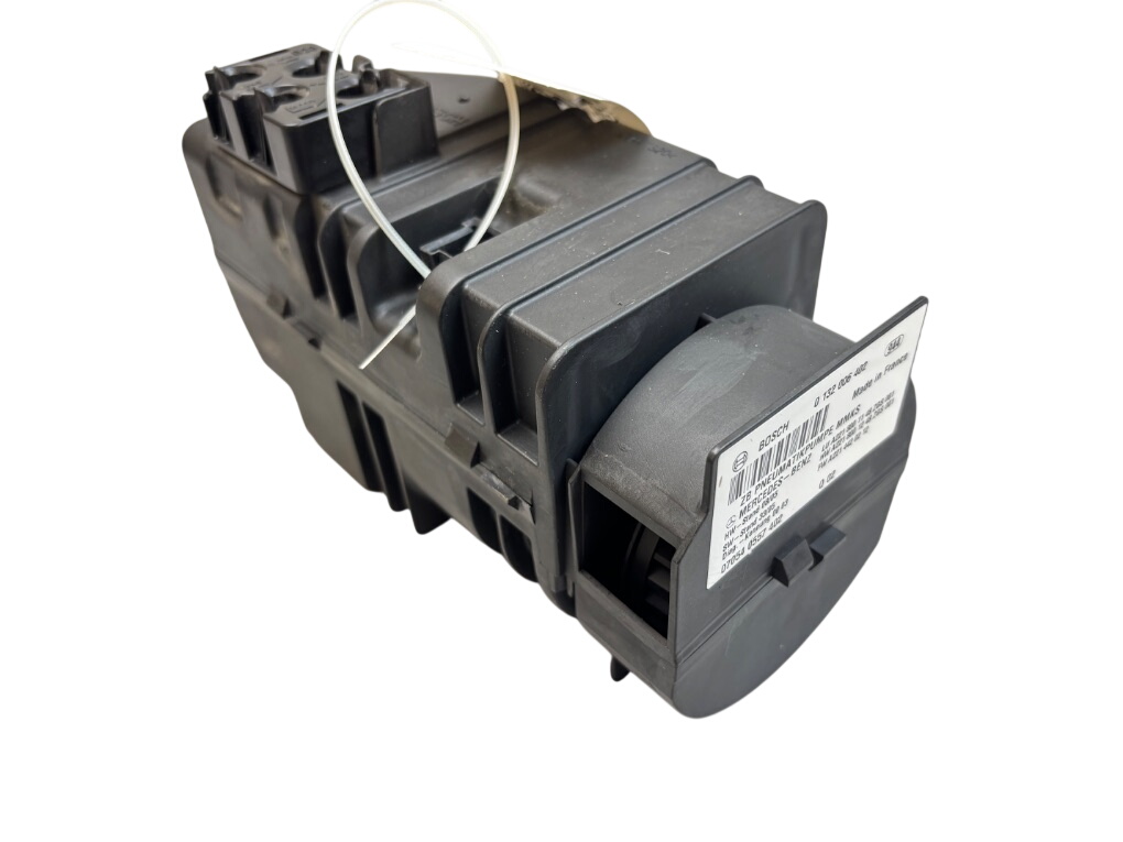 Mercedes-Benz A (W169) Central Locking Vacuum Pump 0132006375 Central Locking Vacuum Pump MERCEDES...