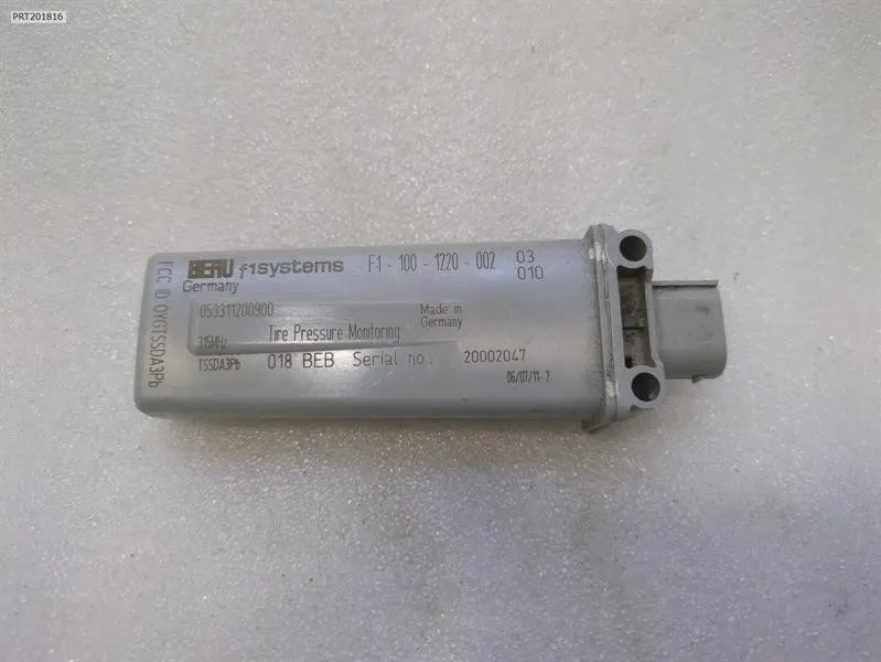 McLaren 650S Spider 14-17 Aerial / Antenna F11001220002 Antenna TPMS TPMS Brand/Model: McLaren 650S
Year: 2015
Engine: 37...