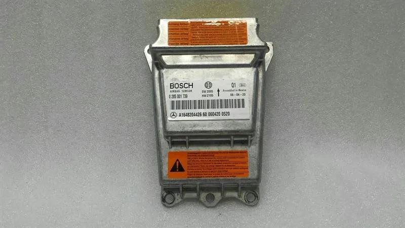 Mercedes-Benz A (W169) Mercedes R Class W251 Safety Module ECU A1648204426 Air Control Unit SRS Body type: Estate
Fuel: Diesel