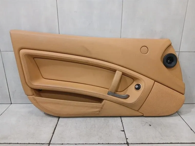 Ferrari California Ferrari California F149 08-14 door card FLH 82923804 door panel front left Body type: Convertible
Fuel: Petrol