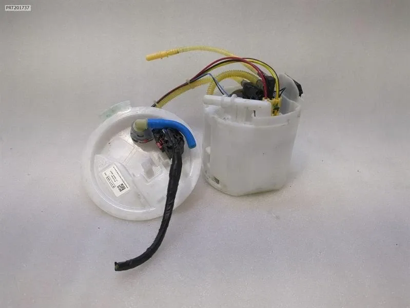 BMW 4 (G22 / G23 / G26)  BMW 4 G83 M4 Fuel Pump Electric 7934507 Fuel Pump 8077484