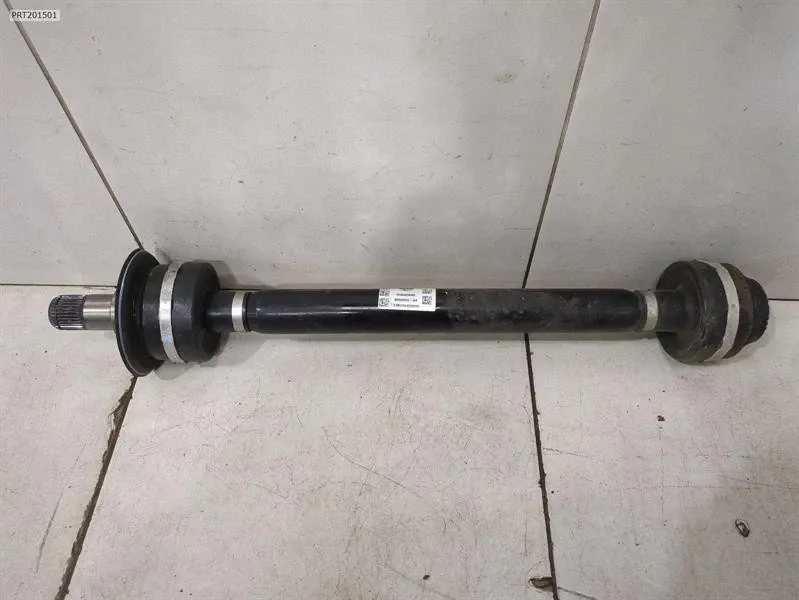 BMW 4 (G22 / G23 / G26)  BMW 4 G83 M4 left rear drive shaft 8089855 drive shaft rear left