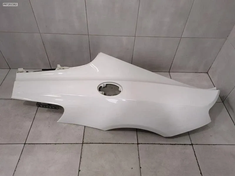 McLaren 650S Spider 14-17 Rear Panel 11A7049SP LH Side Panel Brand/Model: McLaren 650S
Year: 2015
Engine: 37...