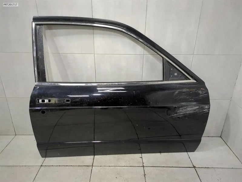 Bentley Azure / Continental Bentley Continental T 1996-2003 Right Front Door / Door Front Right UB77784 Body type: Coupe
Fuel: Petrol