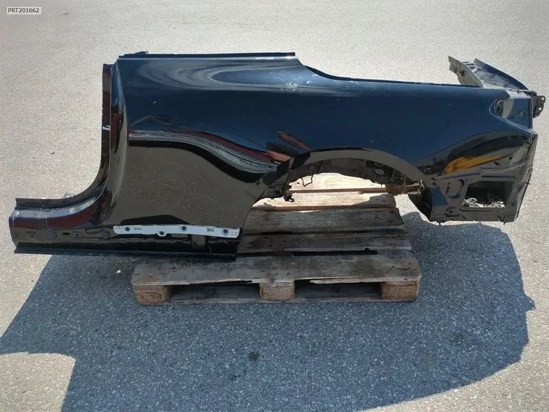 BMW 4 (G22 / G23 / G26)  BMW 4 G83 M4 rear left panel 8083549 rear left side part convertible Body type: Convertible
Fuel: Petrol
