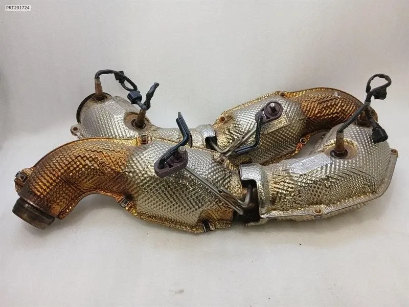 McLaren 650S Spider 14-17 Catalytic Converter SET 11E0152CP Catalytic Converter SET Brand/Model: McLaren 650S
Year: 2015
Engine: 37...