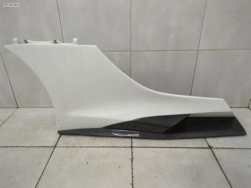 McLaren 650S Spider 14-17 Cover 11A6899CP RH LOWER Fairing SIDE SKIRT CARBON Brand/Model: McLaren 650S
Year: 2015
Engine: 37...