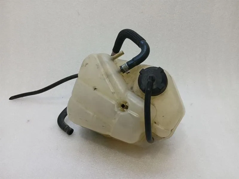 Ferrari California Ferrari California F149 08-14 Expansion Tank 225992 Expansion Tank Coolant Body type: Convertible
Fuel: Petrol