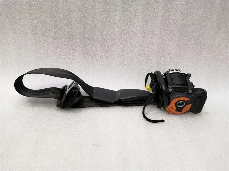 Porsche Macan Porsche Macan 95B front seat belt 7N0857737PO seat belt belt front Body type: SUV
Fuel: Petrol
