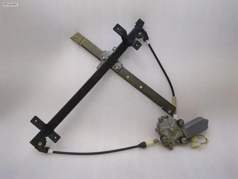 Bentley Azure / Continental Bentley Continental T 1996-2003 Front Door Winder UD73296 Right Window Regulator Body type: Coupe
Fuel: Petrol