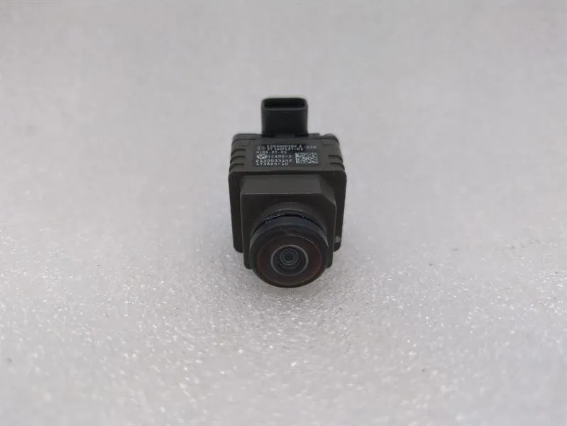 BMW 4 (G22 / G23 / G26)  BMW 4 M4 G82 G22 Rear View Camera 075A0F6D7 Rear View Camera Body type: Coupe
Fuel: Petrol