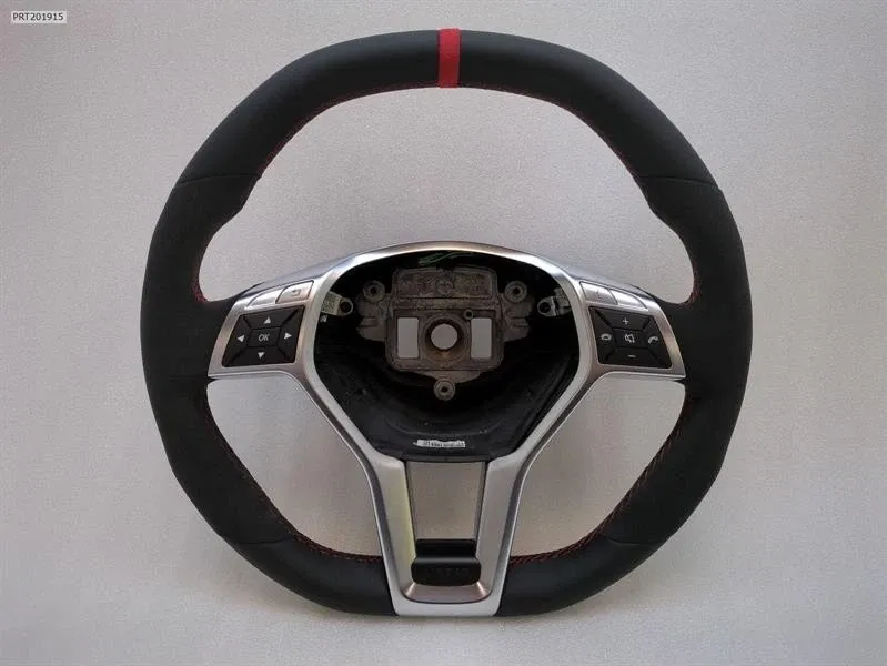Mercedes-Benz A (W169) Mercedes C63 AMG W204 W212 Steering Wheel A1724604503 Steering Wheel Alcantara + Leather Body type: Coupe
Fuel: Petrol