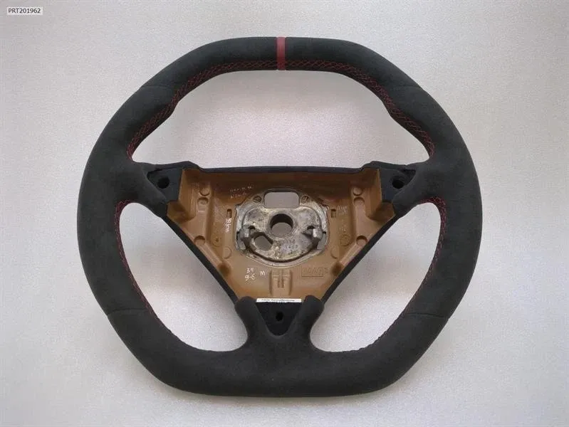 Porsche Cayenne Porsche Cayenne 957 Steering Wheel 7L5419091R Steering Wheel Techart Tuning Alcantara Body type: SUV
Fuel: Petrol