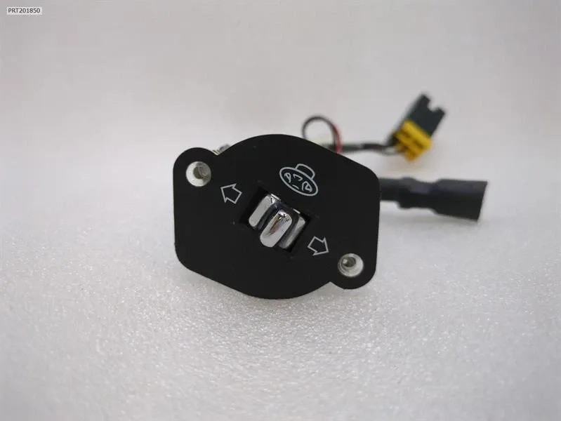 Bentley Azure / Continental BENTLEY CONTINENTAL T 1996-2003 UT11151 STEERING COLUMN ADJUSTMENT SWITCH Body type: Coupe
Fuel: Petrol