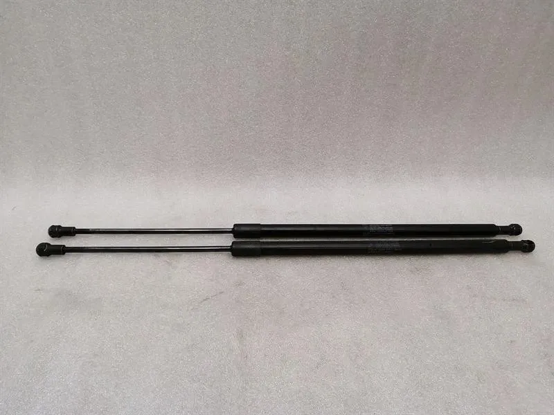 Porsche Panamera Porsche Panamera 970 boat lid strut set 97051257100 gas pressure spring tailgate Body type: Saloon
Fuel: Petrol