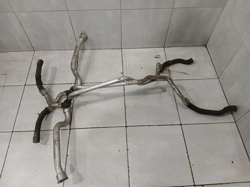 Porsche 911 (991) Porsche 911 991 cooling pipe set 99110675103 cooling water hose hose set Body type: Coupe
Fuel: Petrol