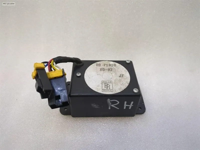 Bentley Azure / Continental Bentley Continental T 1996-2003 Electronic Module UD71038 ECU CROSSOVER Body type: Coupe
Fuel: Petrol