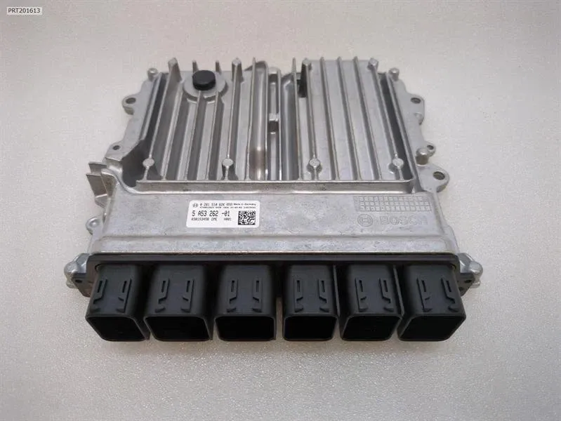 BMW 4 (G22 / G23 / G26)  BMW 4 G83 M4 Engine ECU 5A53262 Engine Control Unit S58B30A LCI