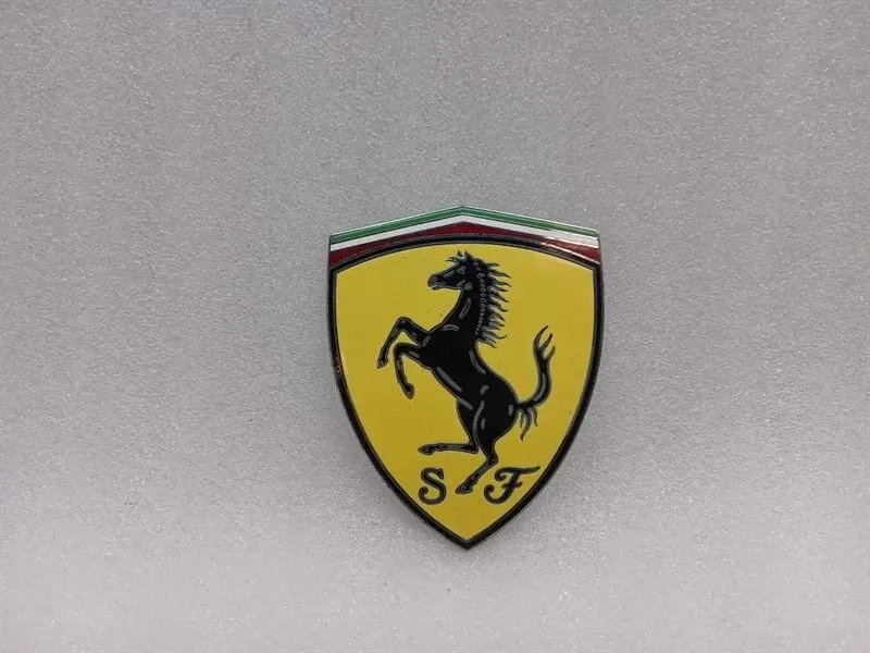 Ferrari California Ferrari California F149 08-14 Fender Logo Badge 69750300 Squadra Corse Emblem Body type: Convertible
Fuel: Petrol