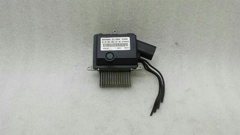 Mercedes-Benz CLS (C219) Mercedes CLS Brose 850W Cooling Fan Module W219 Electric Fan Faulty 374456 Body type: Saloon
Fuel: Petrol