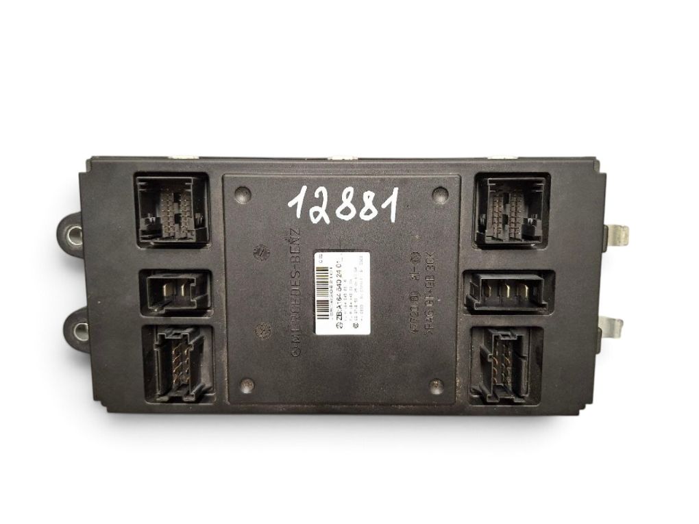 Mercedes-Benz A (W169) Fuse box A1645402401 Fuse box MERCEDES-BENZ ML-CLASS (W1...