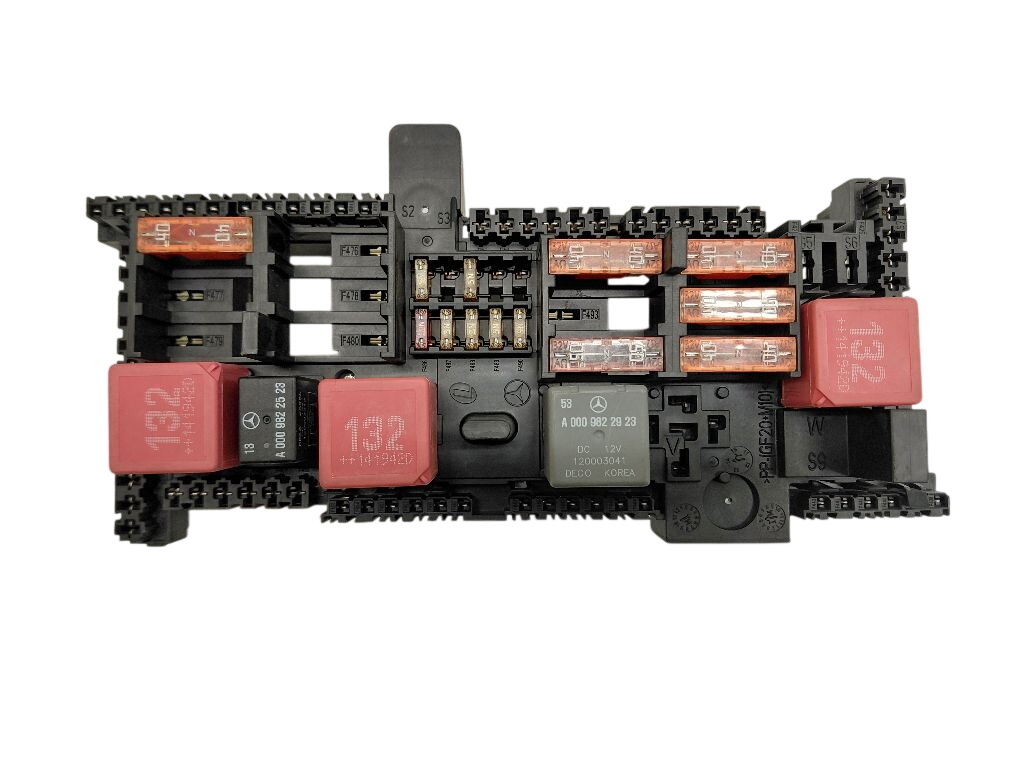 Mercedes-Benz A (W176) Fuse box A2229061201 Fuse box MERCEDES-BENZ S-CLASS (W22...
