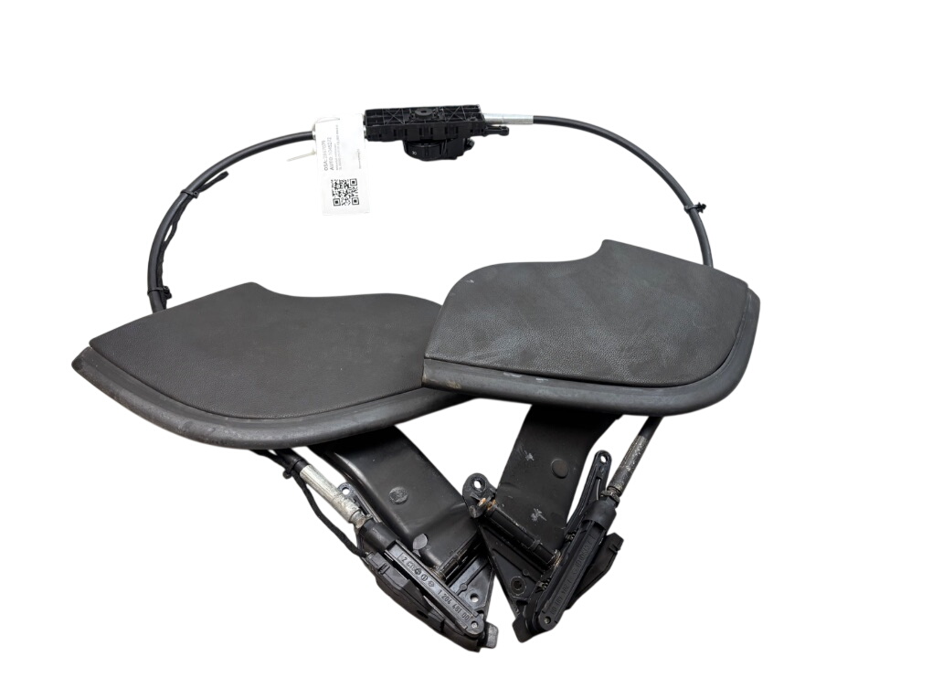 Mercedes-Benz A (W168) Parcel shelf actuator / motor 120448100 120447600 Parcel shelf actuator / mot...