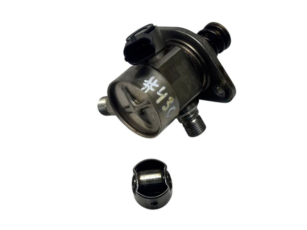 Maserati Quattroporte High pressure pump, petrol 329202 High pressure pump, petrol MASERATI QUAT...