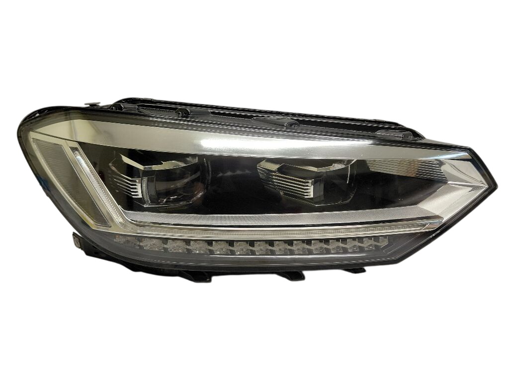 Volkswagen Touran Right headlight Right headlight — VW TOURAN (5T1) (2015-...) — ...