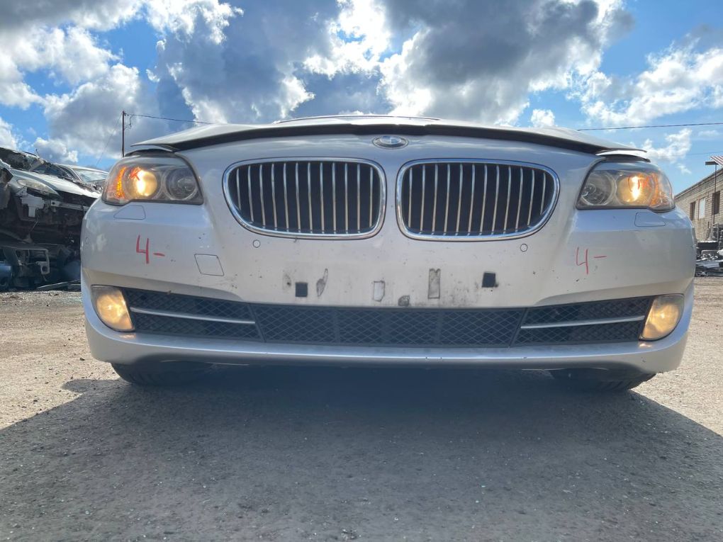 BMW 5 (E60 / E61) front bumper 7285962 7285961 Front Bumper BMW 5 (F10, F11) (...