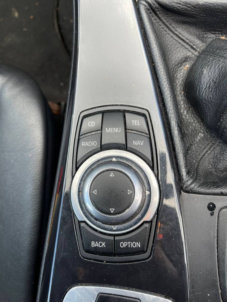 BMW 5 (E60 / E61) Joystick (MMI control switch / pad) 9206444 Joystick (MMI control switch / pad) BMW...