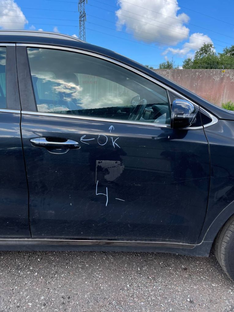 Kia Sportage Door Front Right Door Front Right KIA SPORTAGE IV (QL) (2015-202...