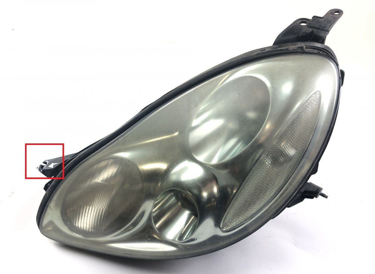 Lexus SC передняя фара (левая) 8117024110 Headlight left LEXUS SC (Z30, Z40) (...
