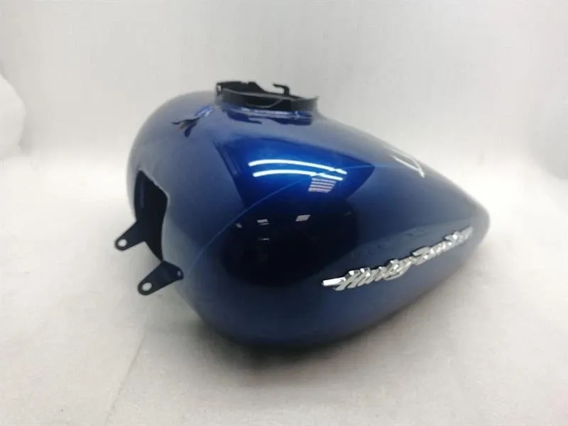 Harley-Davidson TOURING Fuel Tank FLTRXS (2015 Brand/Model: HARLEY-DAVIDSON TOURING
Year: 2015...