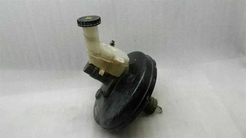Mitsubishi Lancer Mitsubishi LANCER Brake Servo Body type: Saloon
Fuel: Petrol