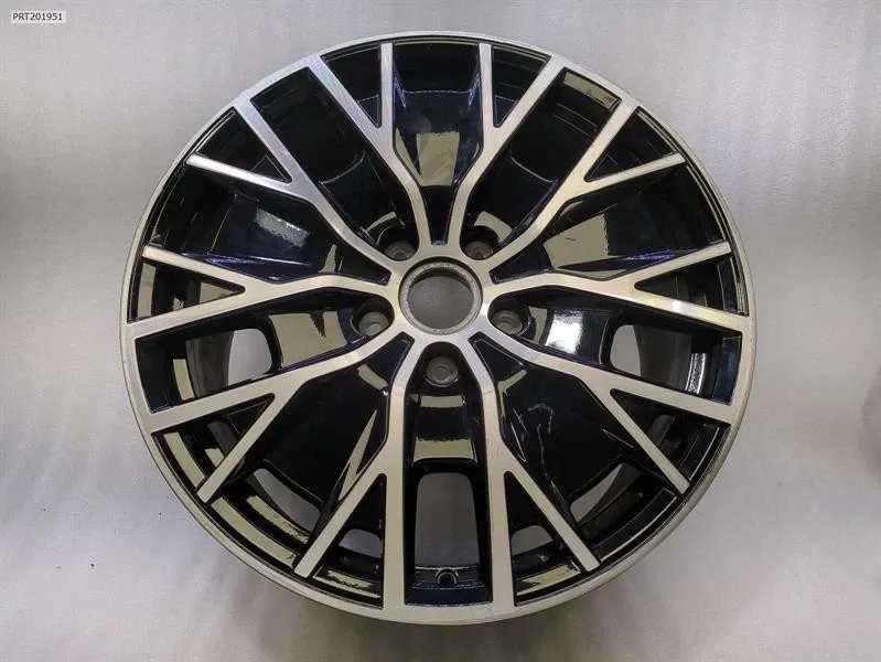 Porsche Taycan Porsche TAYCAN Alloy Wheel 9J Body type: Saloon
Fuel: ELECTRIC