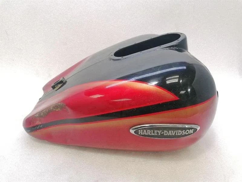 Harley-Davidson TOURING Fuel Tank FLHTCUSE (2007 Brand/Model: HARLEY-DAVIDSON TOURING
Year: 2007...