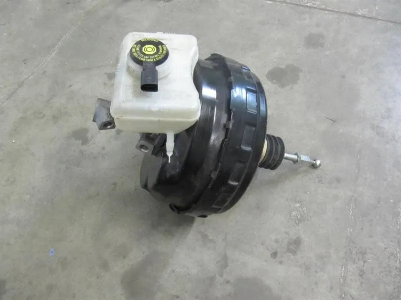 Audi Q5 (8R) Audi Q5 Brake Servo 8R Body type: SUV
Fuel: Diesel