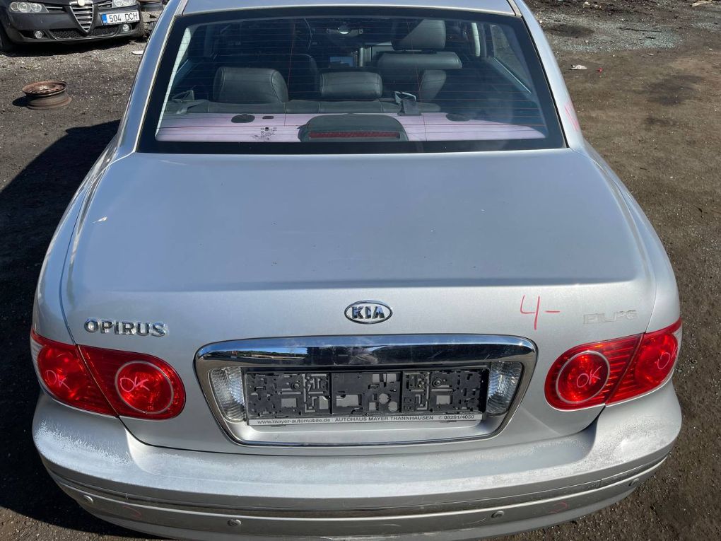 Kia Opirus Bootlid / tailgate